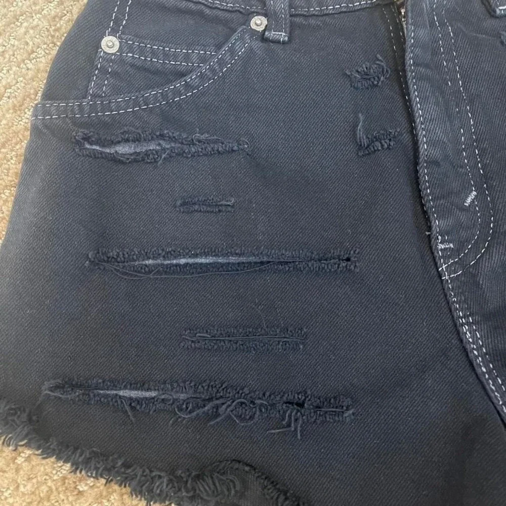 Levi's cut of shorts‎